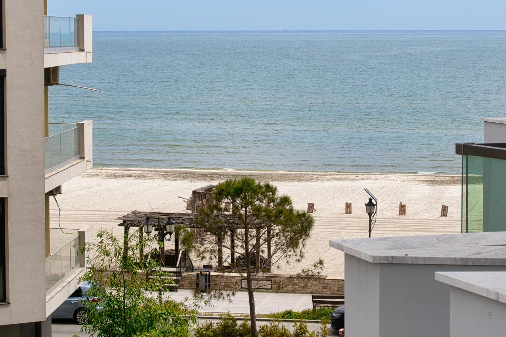 Crystal Beach - Infinity Pool & Spa Resort Năvodari المظهر الخارجي الصورة